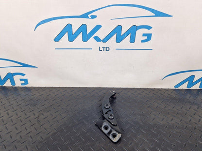 14-23 MERCEDES VITO W447  SLIDING DOOR TOP UPPER ROLLER RIGHT SIDE A4477600147