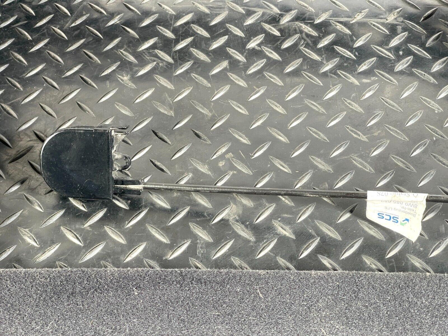 16-19 AUDI A4 B9 STATE GENUINE REAR RIGHT DRIVER SIDE BOOT TRIM PANEL 8W9863880