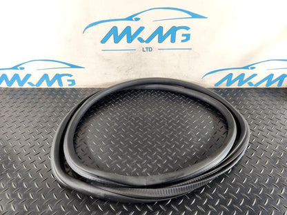 19-ON MERCEDES B CLASS W247 REAR DOOR RUBBER SEAL FITS LEFT & RIGHT A2476920400