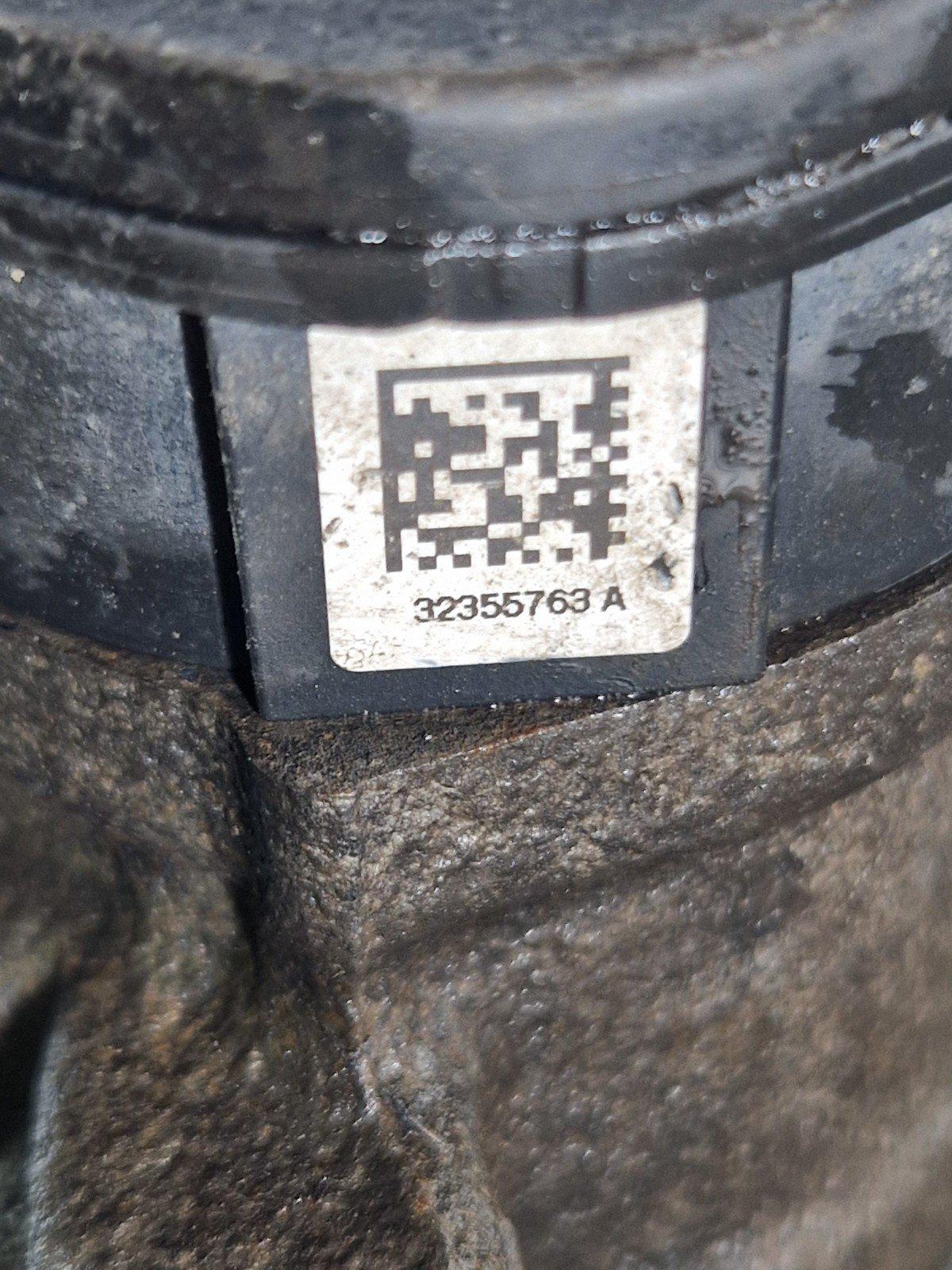 16-19 AUDI A4 B9 OEM REAR RIGHT DRIVER SIDE O/S ELECTRIC BRAKE CALIPER 8W0406AT