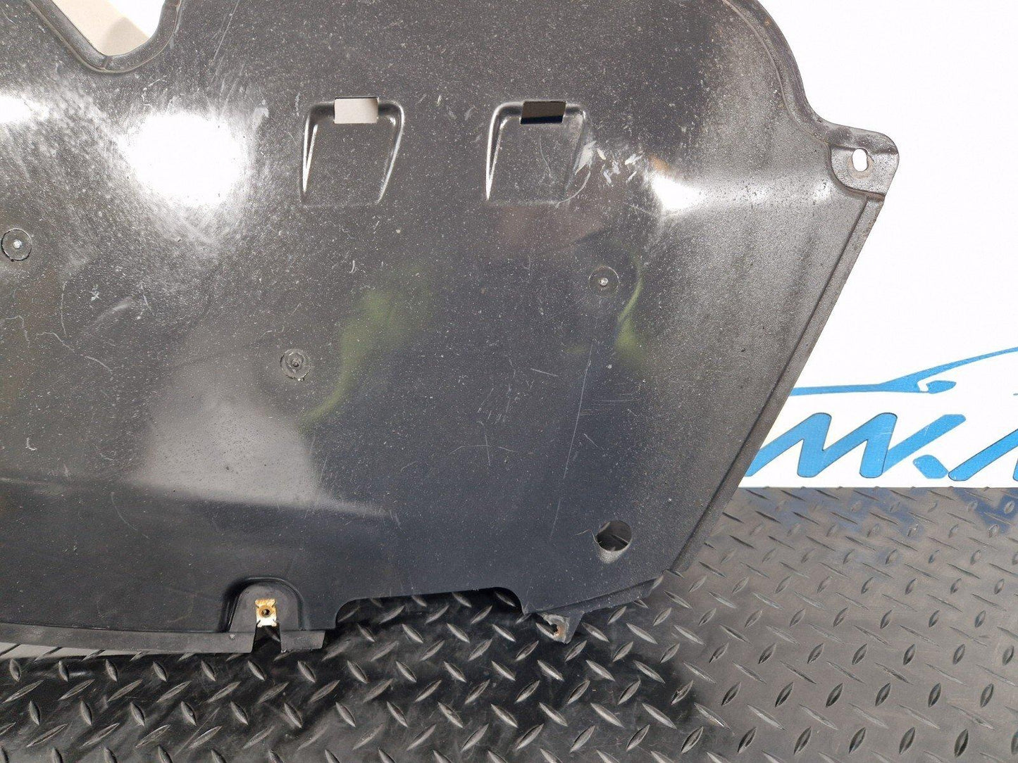 16-19 AUDI A4 B9 GENUINE REAR LEFT SIDE UNDERTRAY COVER 8W0825217A