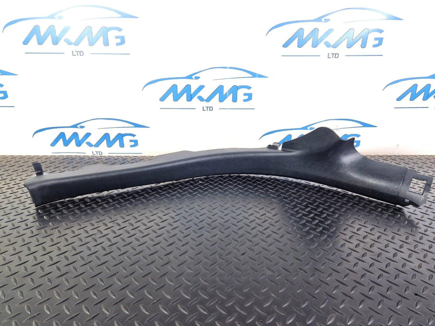 10-18 AUDI A7 4G S-LINE REAR RIGHT OSR C PILLAR LOWER SILL TRIM COVER 4G8867768A