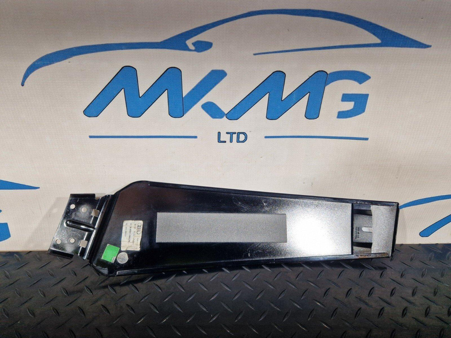 16-23 AUDI A5 F5 SPORTBACK S-LINE LEFT SIDE EXTERIOR B-PILLAR COVER 8W8853289