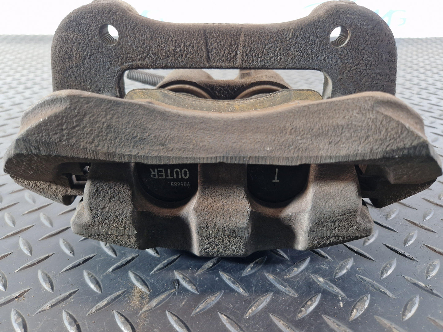 19-ON RANGE ROVER EVOQUE L551 GENUINE FRONT LEFT N/S BRAKE CALIPER