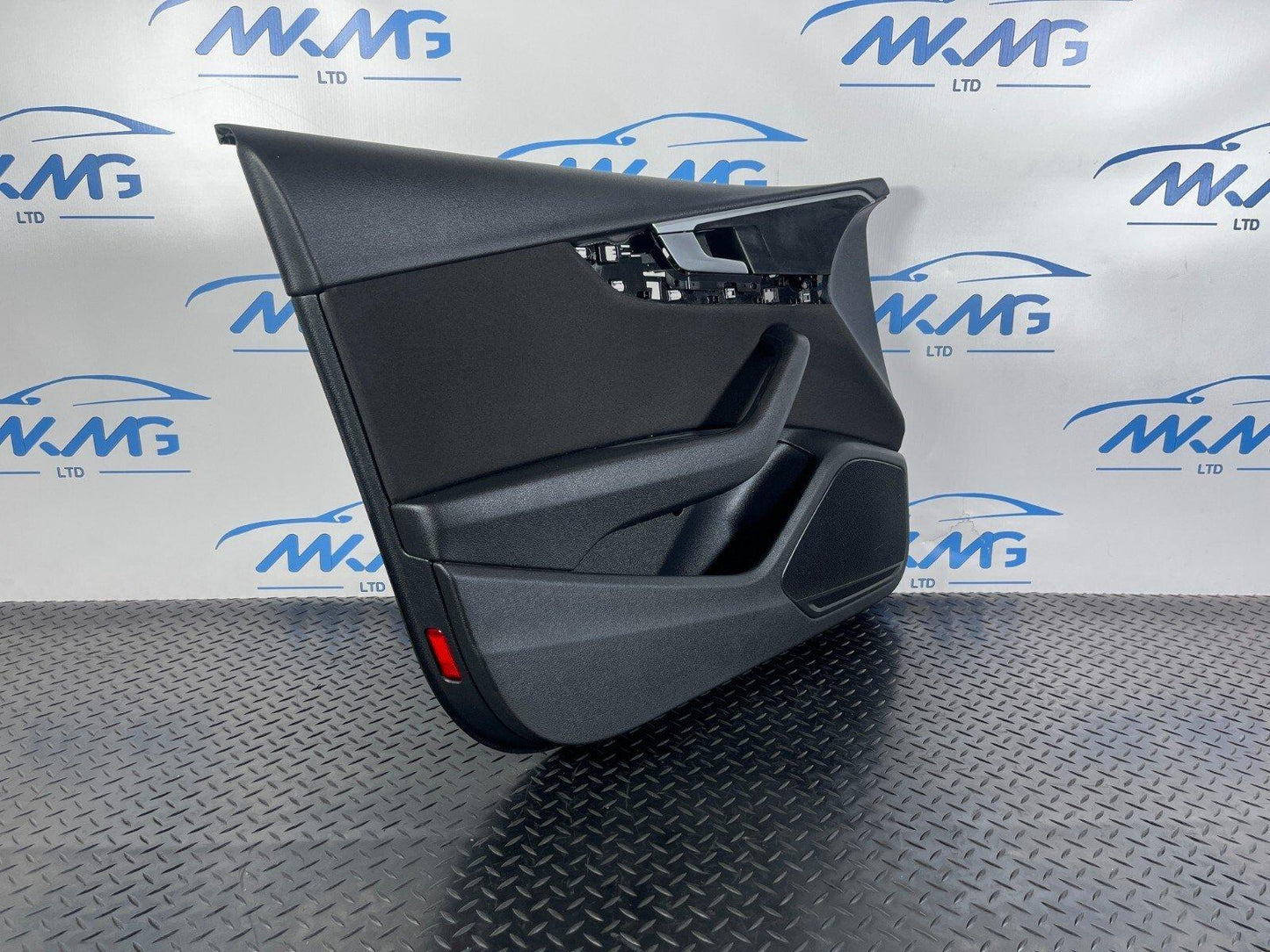 16-19 AUDI A4 B9 AVANT GENUINE FRONT PASSENGER SIDE DOOR CARD PANEL 8W0867133