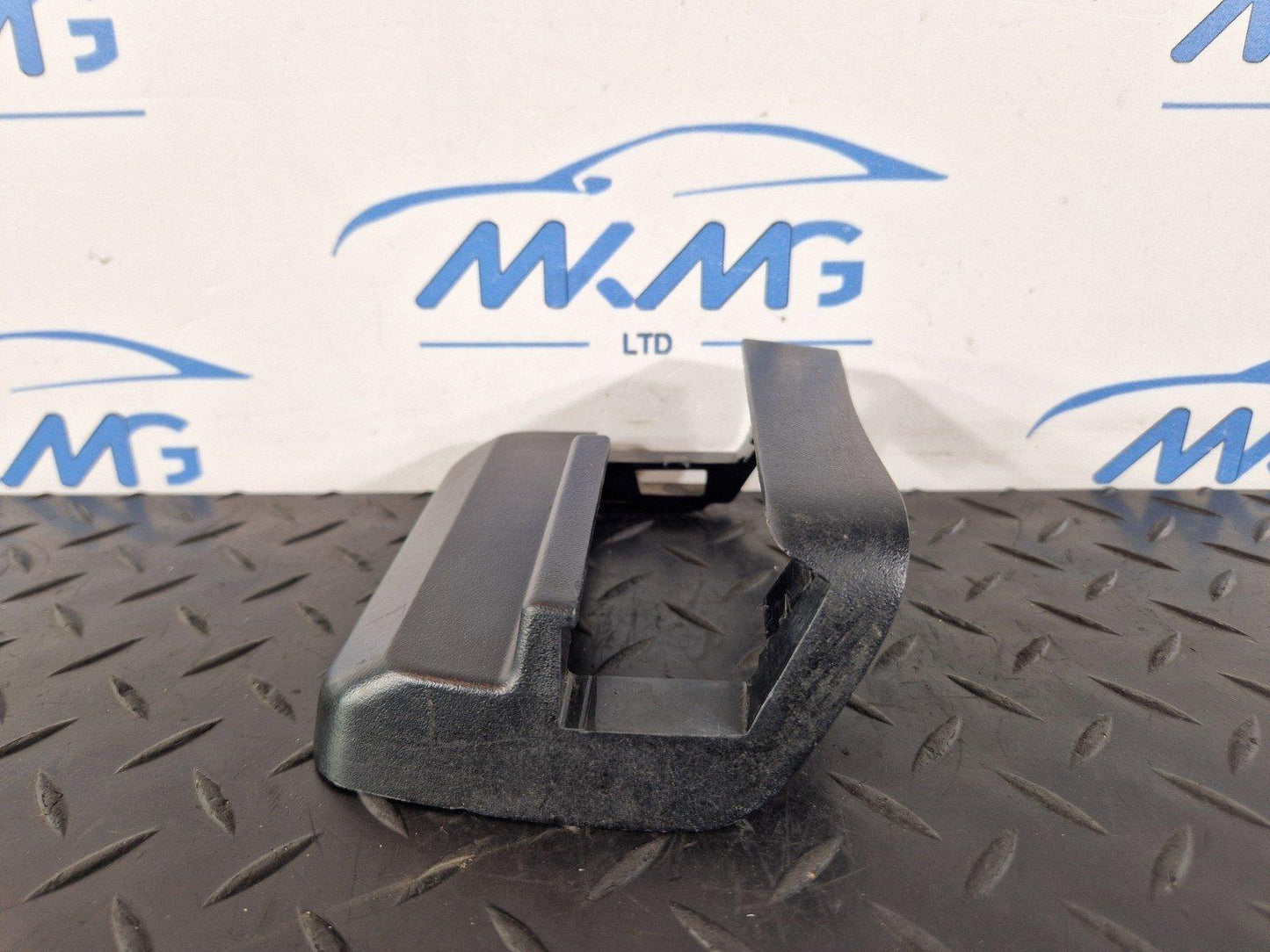 16-19 MERCEDES BENZ GLE W166 FRONT SEAT RIGHT TRACK RAIL COVER A1669190800