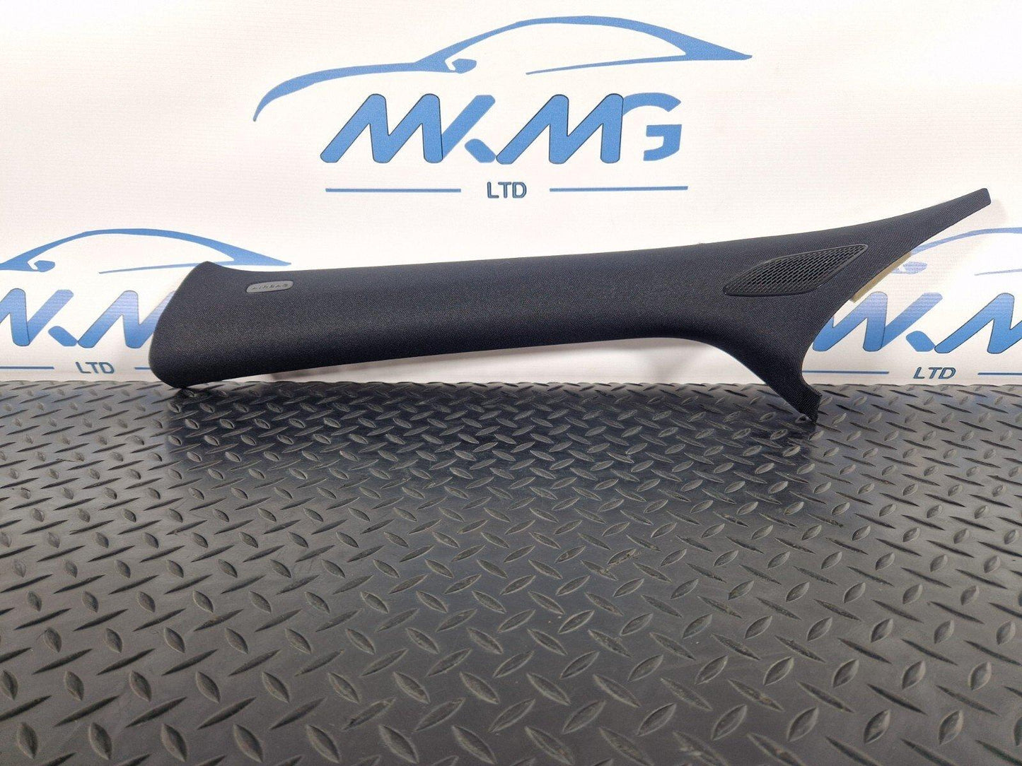 19-ON MERCEDES B CLASS W247 FRONT LEFT A PILLAR TRIM & SPEAKER A2476900100
