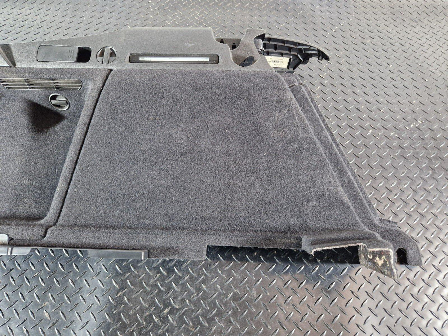 16-19 AUDI A4 B9 ESTATE GENUINE REAR LEFT N/S SIDE BOOT TRIM PANEL 8W9863879