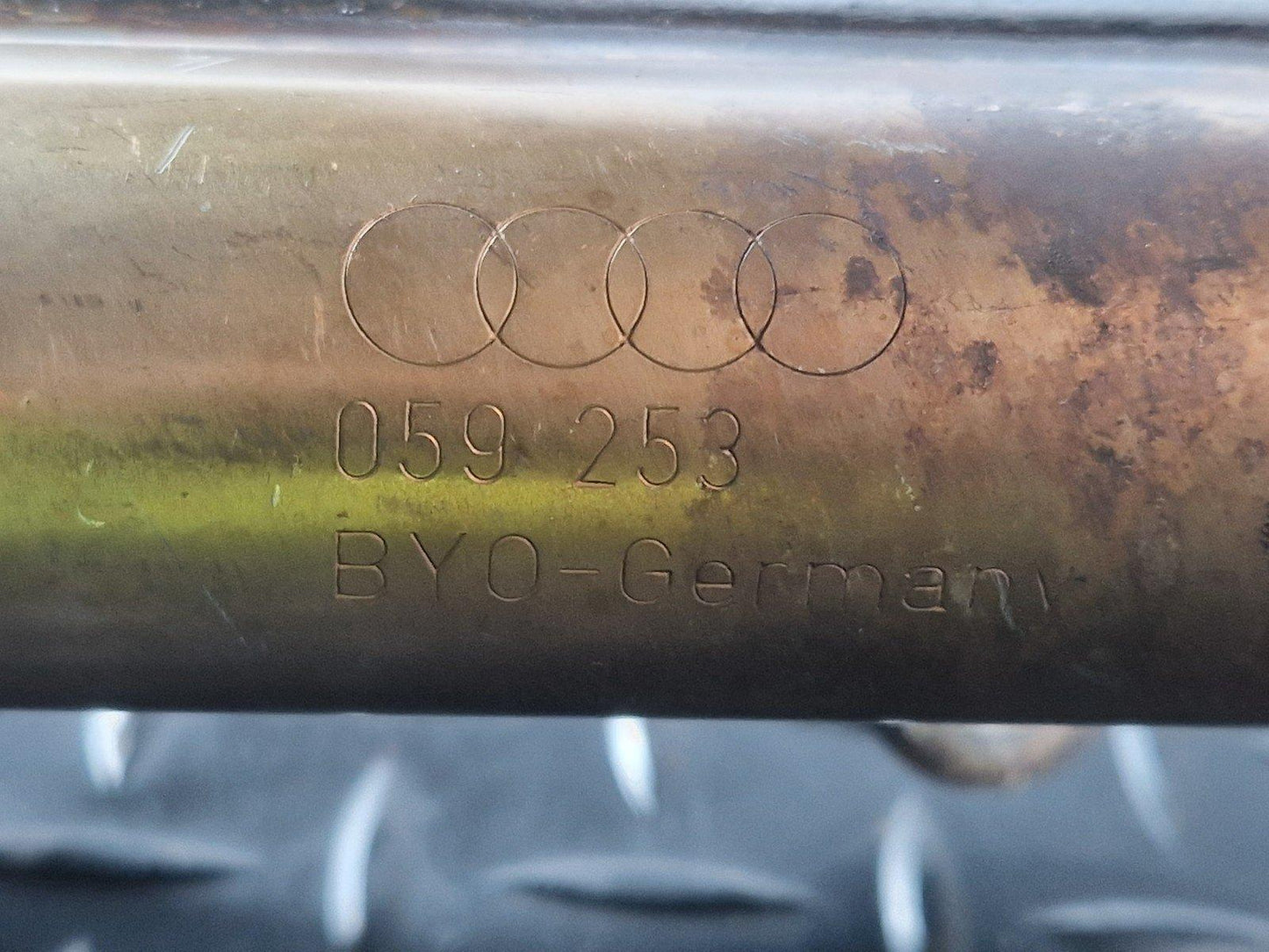 16-20 AUDI Q7 4M 3.0 DIESEL CRTC LEFT EXHAUST MANIFOLD CYLINDER 4-6 059253033CC