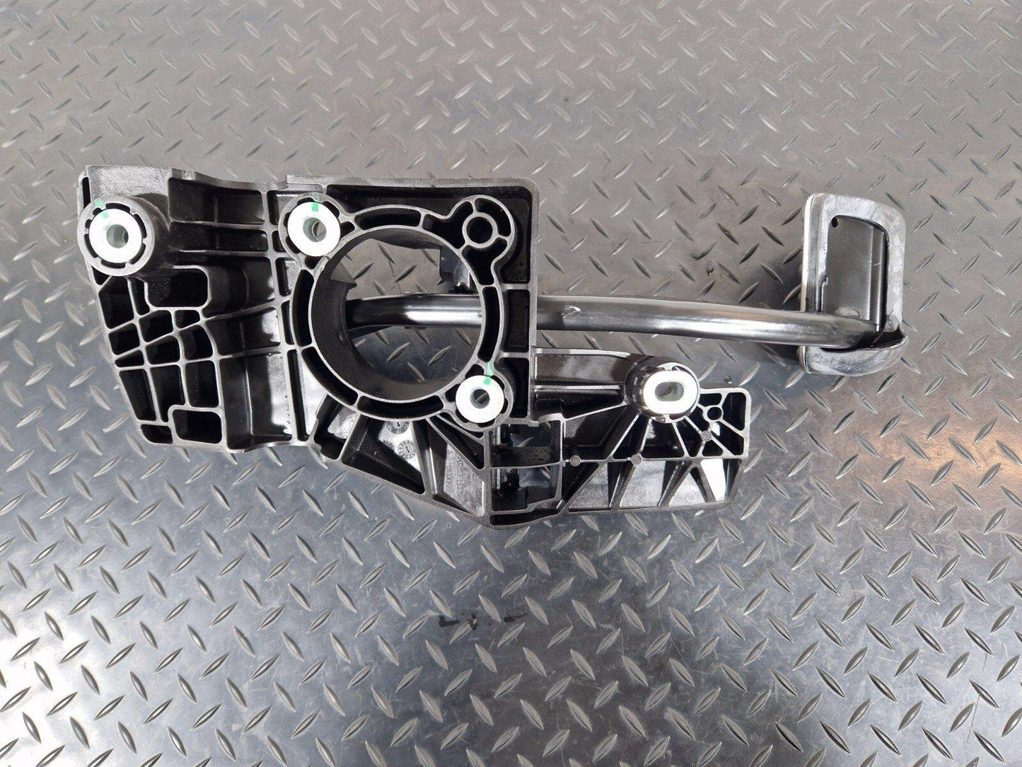 19-ON MERCEDES BENZ B CLASS W247 AUTOMATIC BRAKE PEDAL ASSEMBLY UNIT A2472902600