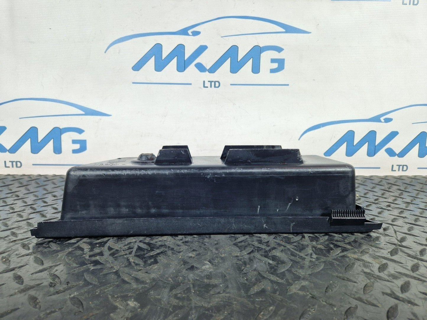 16-19 MERCEDES BENZ GLE W166 GENUINE TRIM PANEL A1666920300