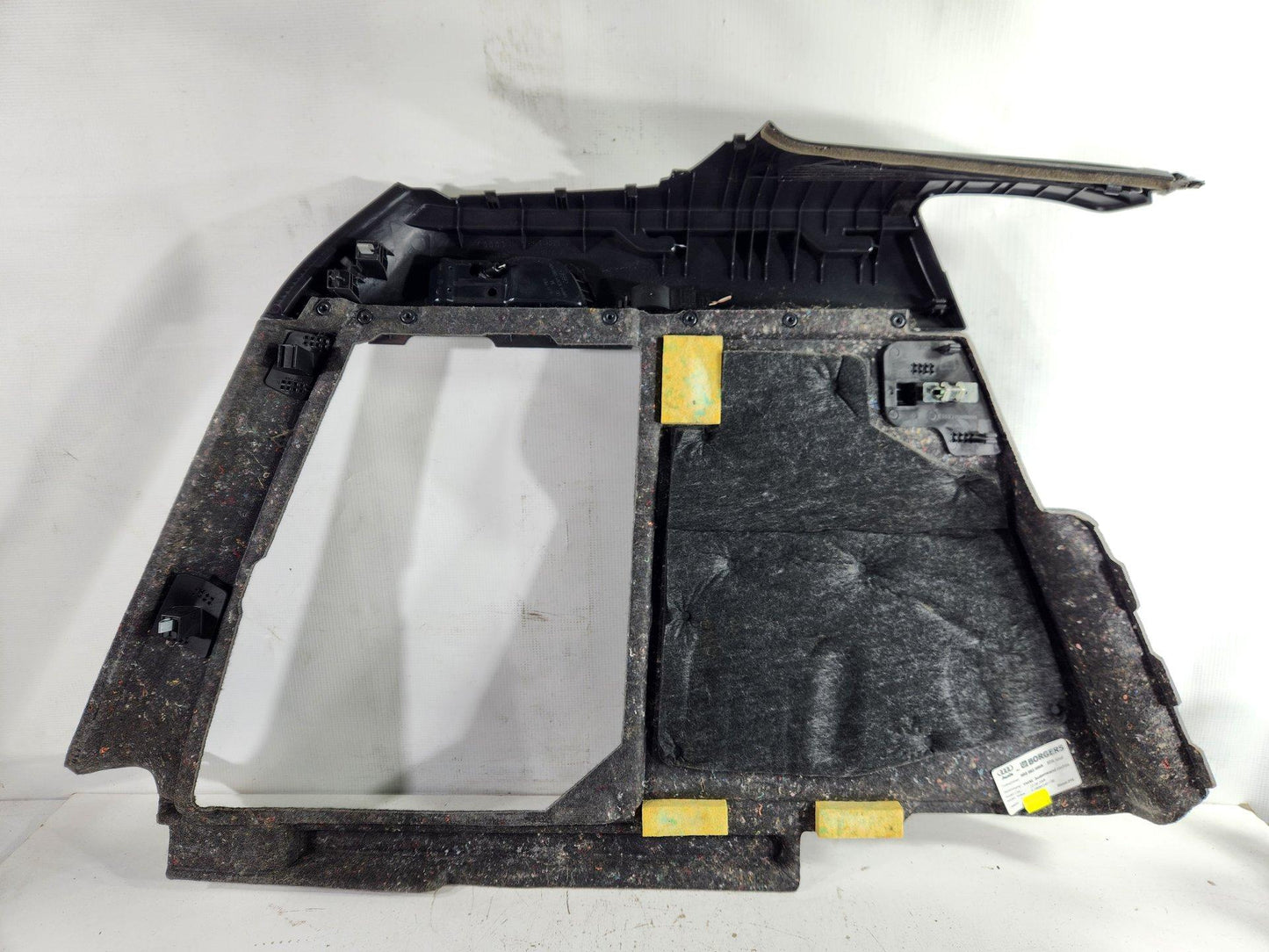 Audi Q5 8R SUV Genuine Rear Inner Quarter Panel Trim 8R0863880A