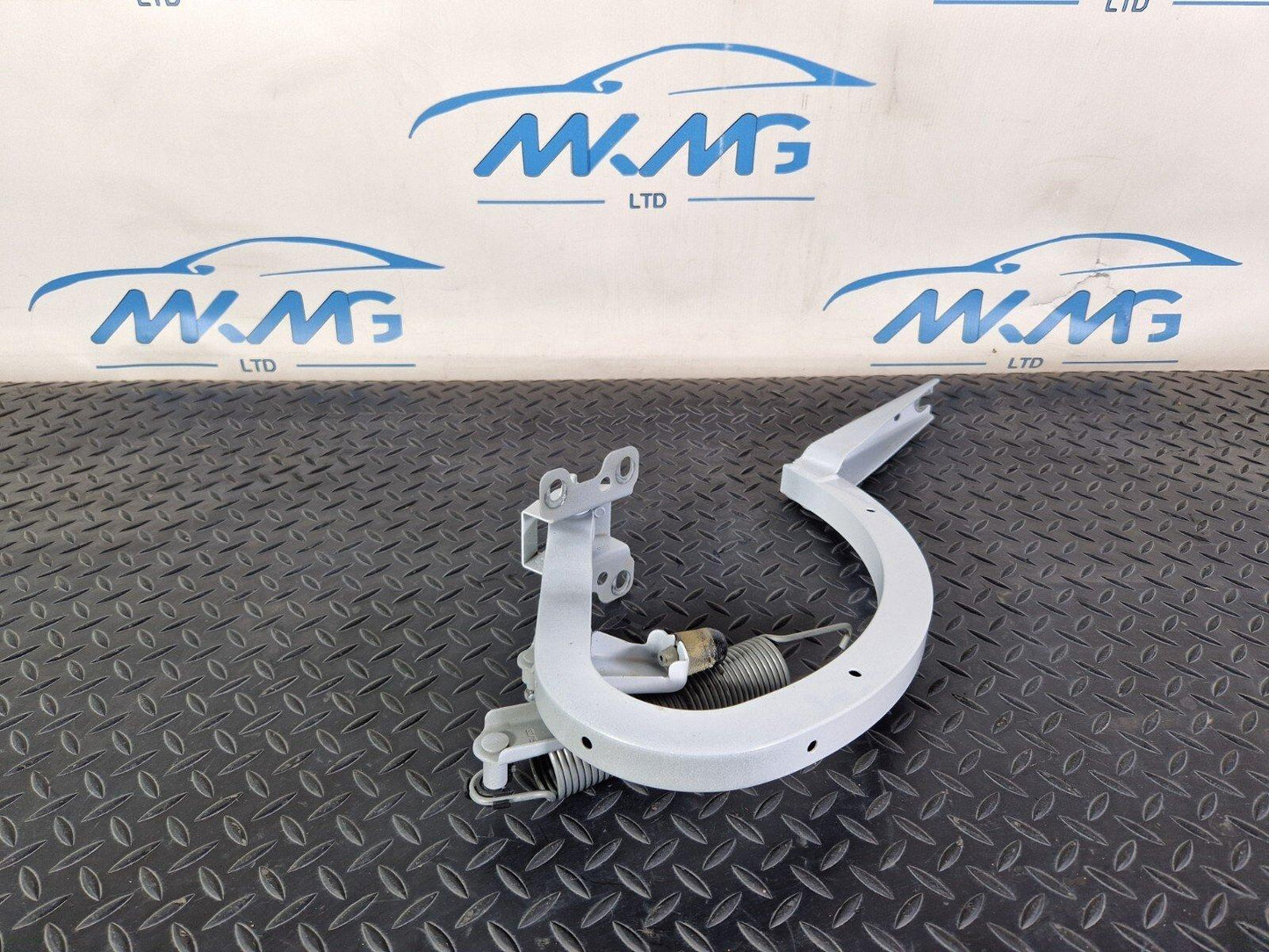 16-19 AUDI A4 B9 S-LINE TRUNK HINGE REAR RIGHT BOOT TAILGATE 8W5827306A