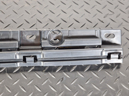 11-18 BMW 6 SERIES F06 SIDESKIRT BRACKET FRONT LEFT PASSENGER SIDE 7276347