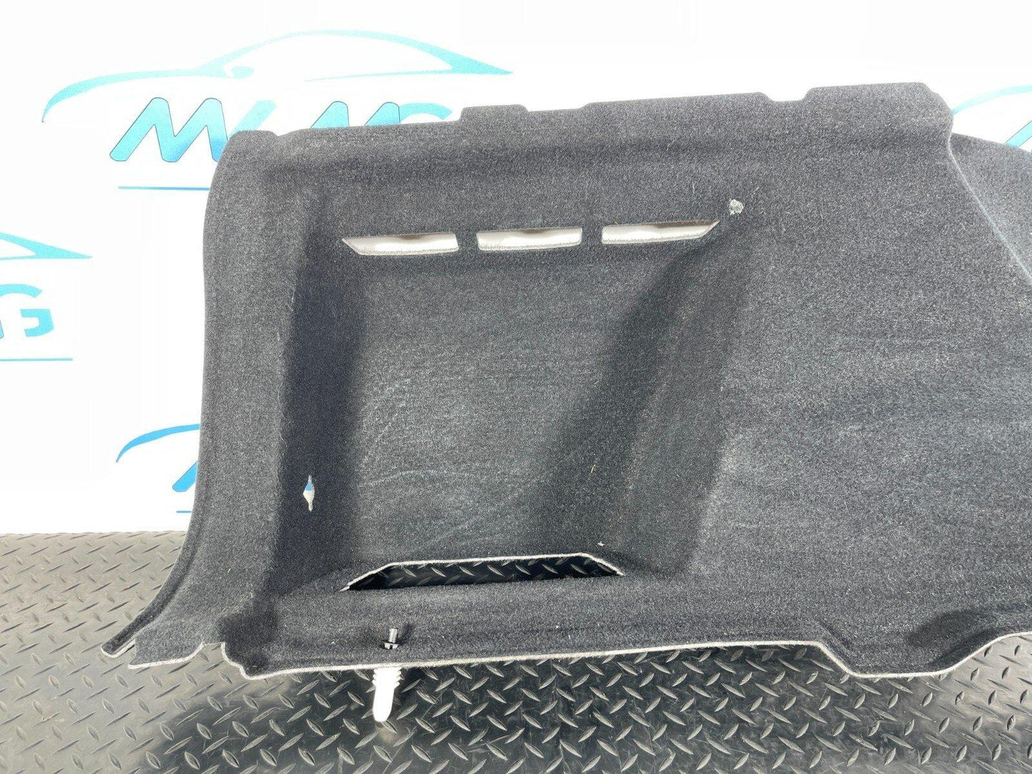 16-22 BMW X1 F48 GENUINE REAR LEFT SIDE BOOT TRIM SIDE PANEL COVER 7478829