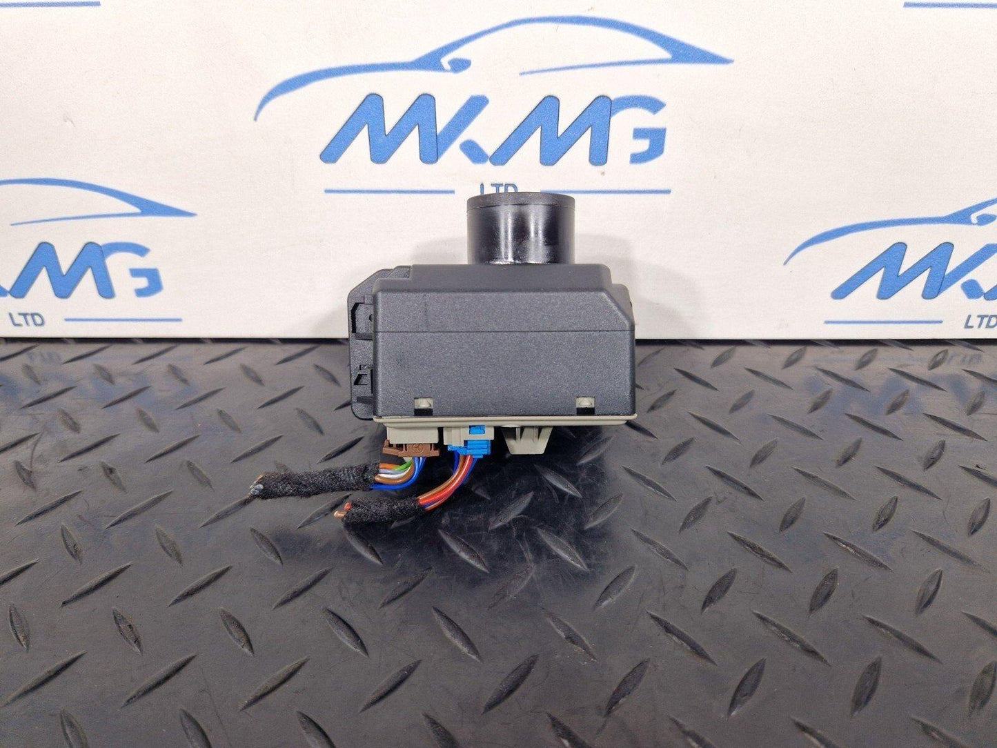 14-20 MERCEDES BENZ GLA X156 IGNITION SWITCH A2469054702