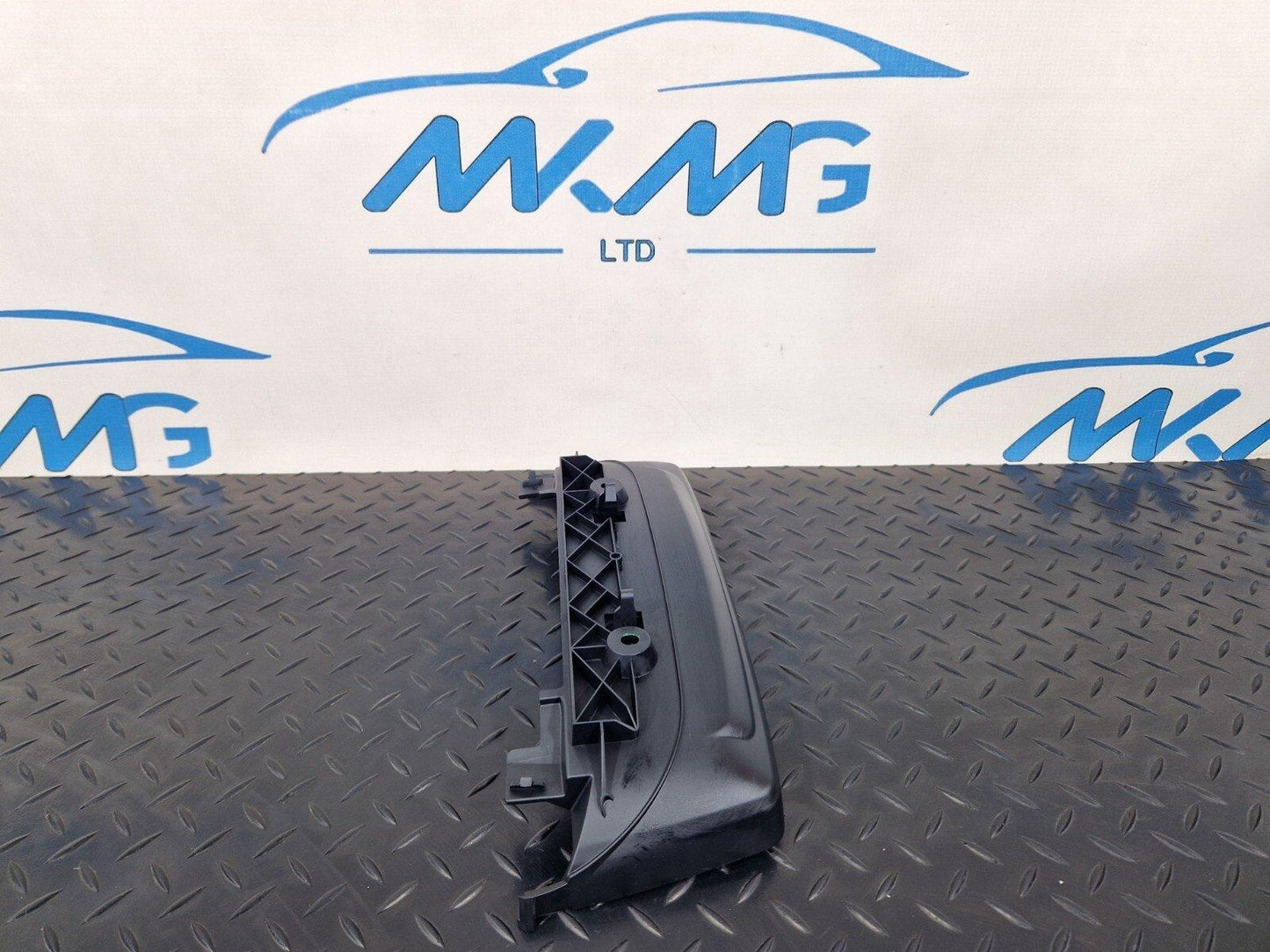 11-18 BMW 6 SERIES F06 GENUINE FRONT DASHBOARD TRIM 202000243