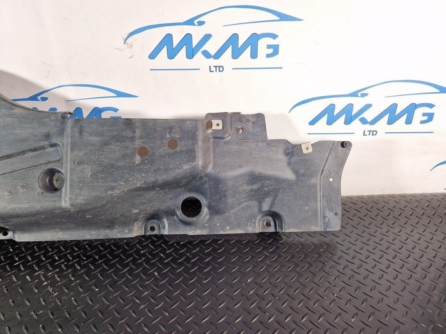 16-19 MERCEDES BENZ GLE W166 GENUINE LEFT N/S COVER SUBSTRUCTURE A1666807401
