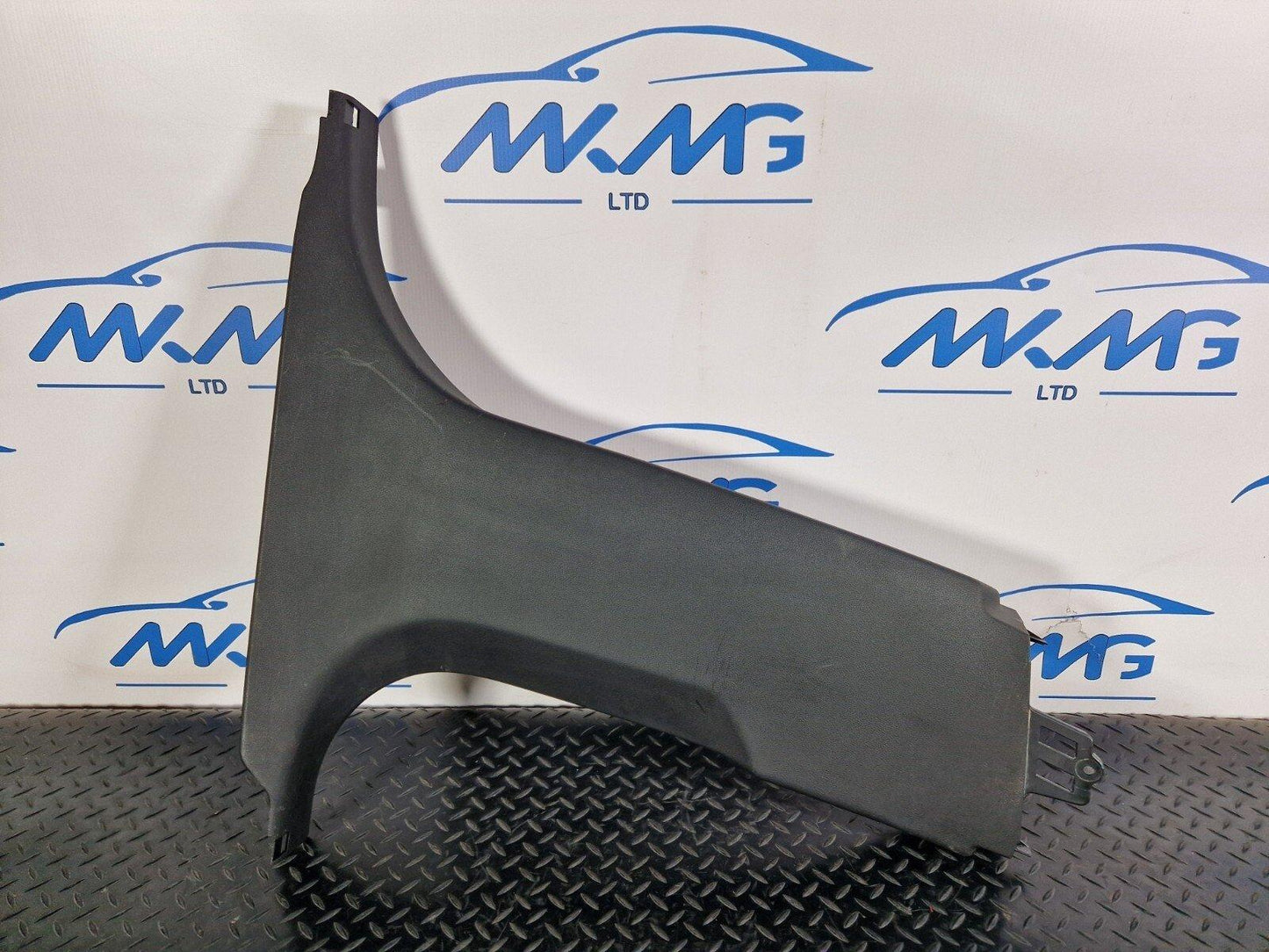 BMW 2 SERIES GRAN COUPE F44 COLUMN BOTTOM COVER DRIVER SIDE BPILLAR TRIM 7475576