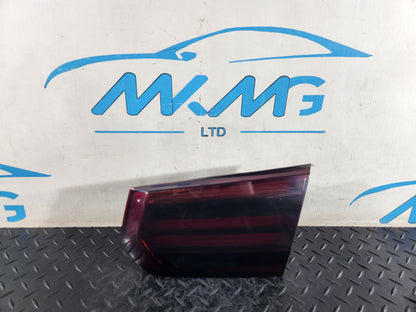 BMW 118i F40 Hatchback Genuine Right Side Rear Inner Tail Light H8736912005