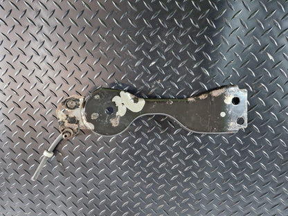 19-ON RANGE ROVER EVOQUE L551 REAR RIGHT O/S SIDE SUSPENSION BRACKET J9C35A364AF