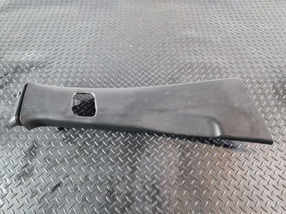 19-ON MERCEDES BENZ B CLASS W247 OEM RIGHT O/S B PILLAR TRIM A2476900400