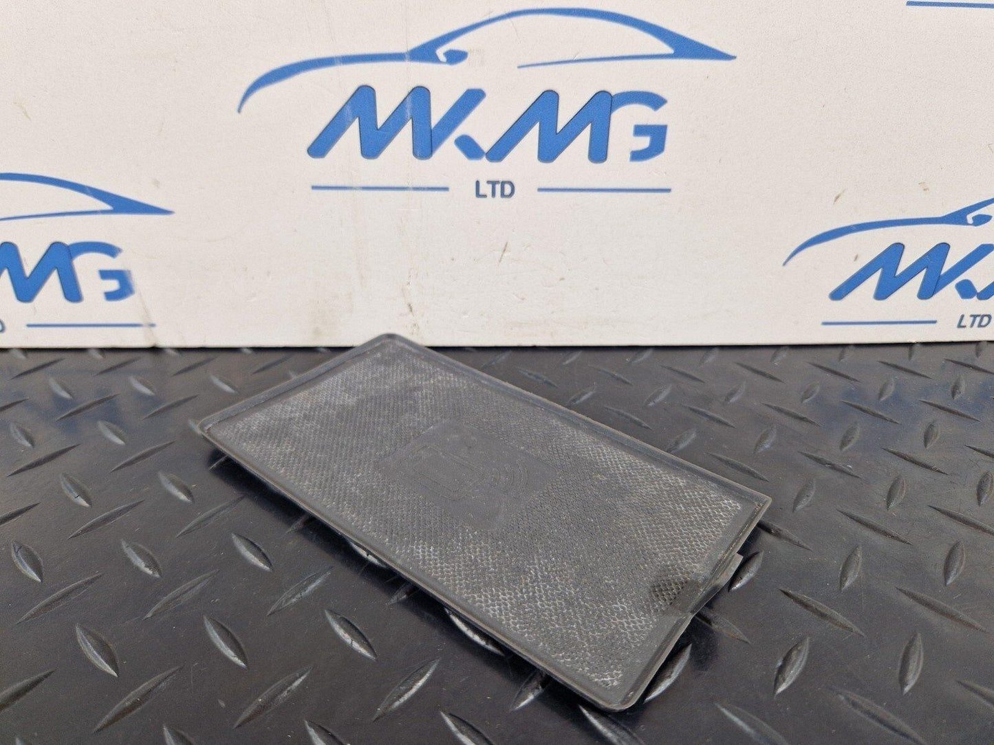 12-18 AUDI A6 C7 GENUINE OEM CENTER CONSOLE STORAGE INSERT PAD MAT 4G8863301