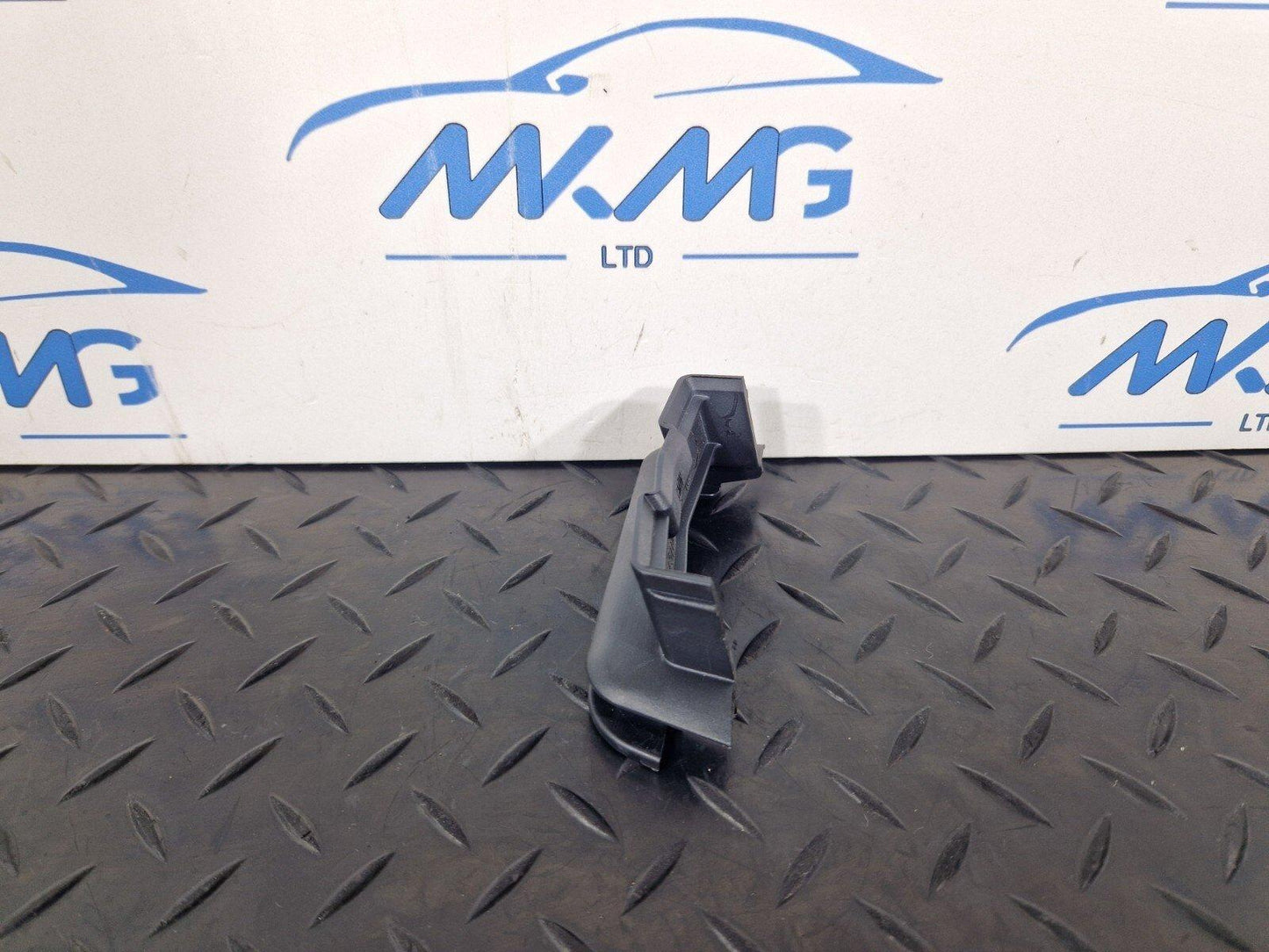 11-18 BMW 6 SERIES F06 GENUINE OEM CABLE DUCT 9268721