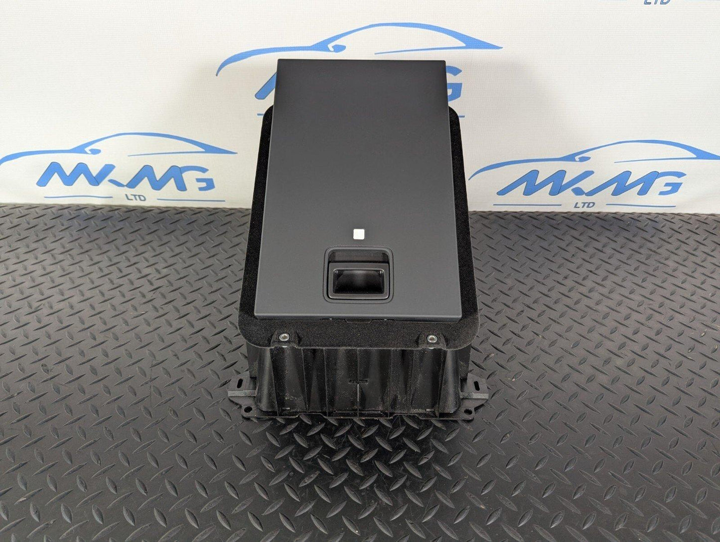 10-17 AUDI A8 4H REAR BOOT STORAGE BOX 4H0885205