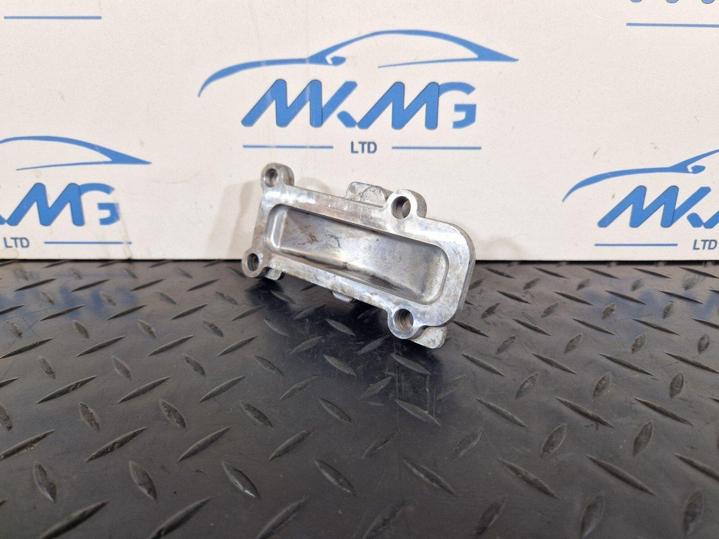 15-18 AUDI A7 4G GENUINE V6 3.0TDI CRT CYLINDER HEAD END PLATE 059103708A