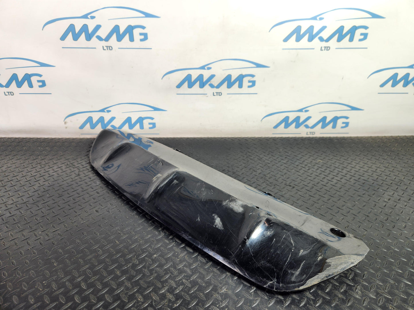 Range Rover Evoque L551 SUV Rear Bumper Lower Trim Damaged K8D2-19B537-C