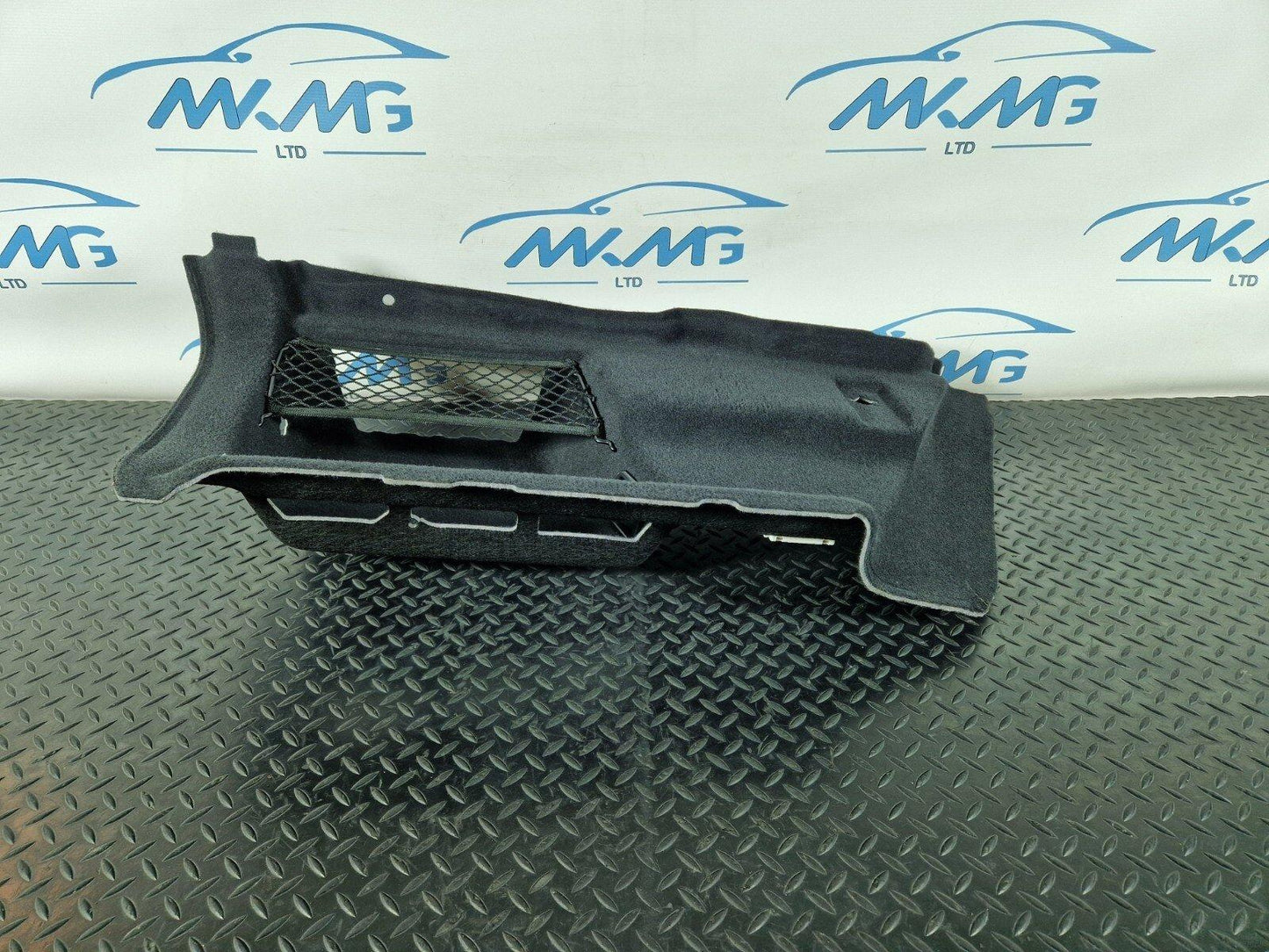 16-22 BMW X1 F48 GENUINE REAR RIGHT SIDE BOOT TRIM PANEL COVER 7425644