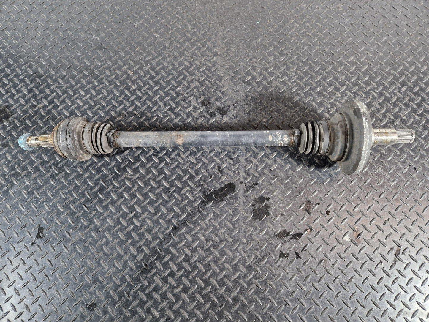 16-22 MERCEDES BENZ GLC X253 GENUINE REAR DRIVESHAFT FITS BOTH SIDES A2203570191