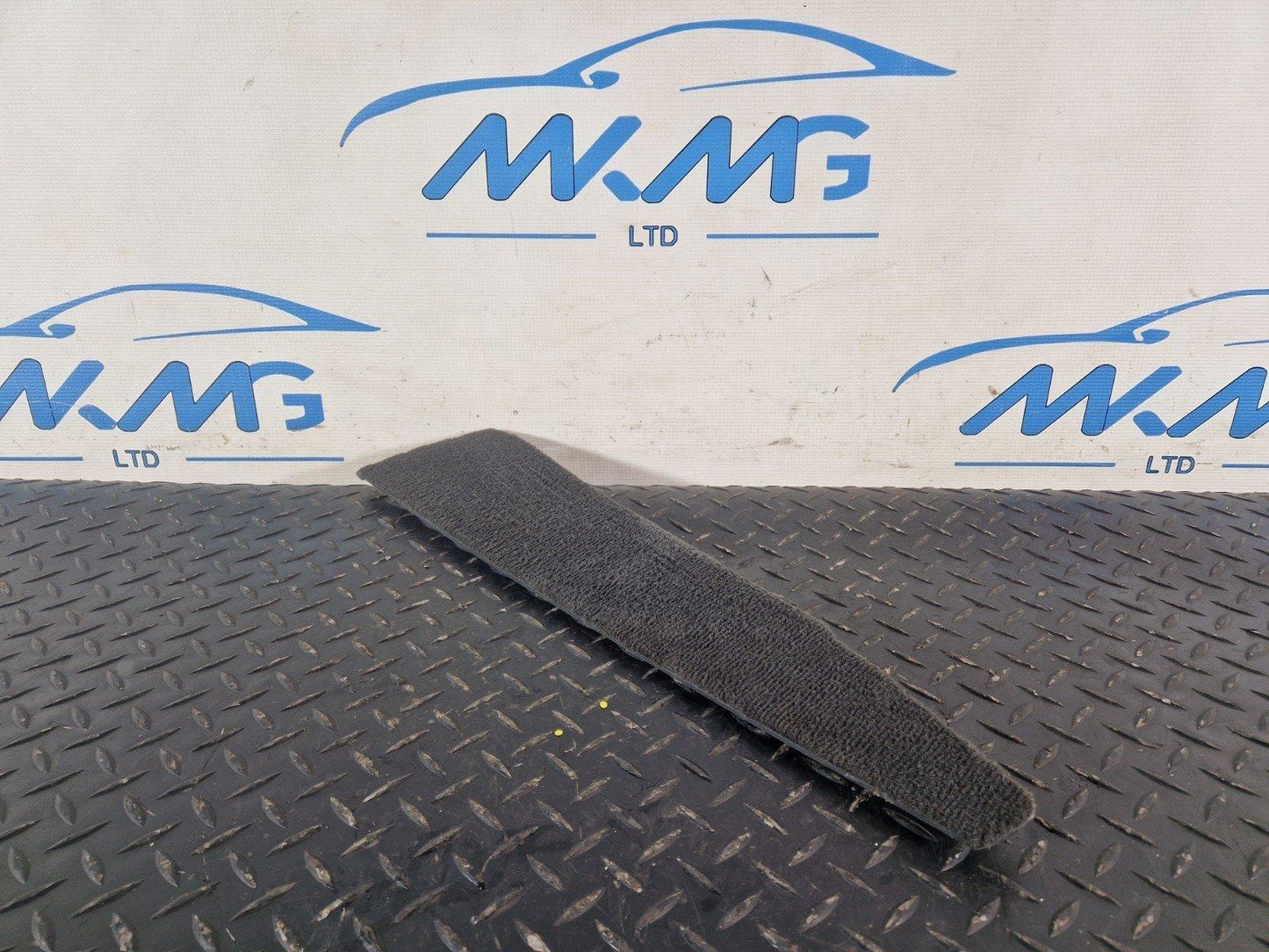 10-15 AUDI Q7 4L INTERIOR FRONT NS LEFT SEAT LOWER PANEL COVER 4L0881471