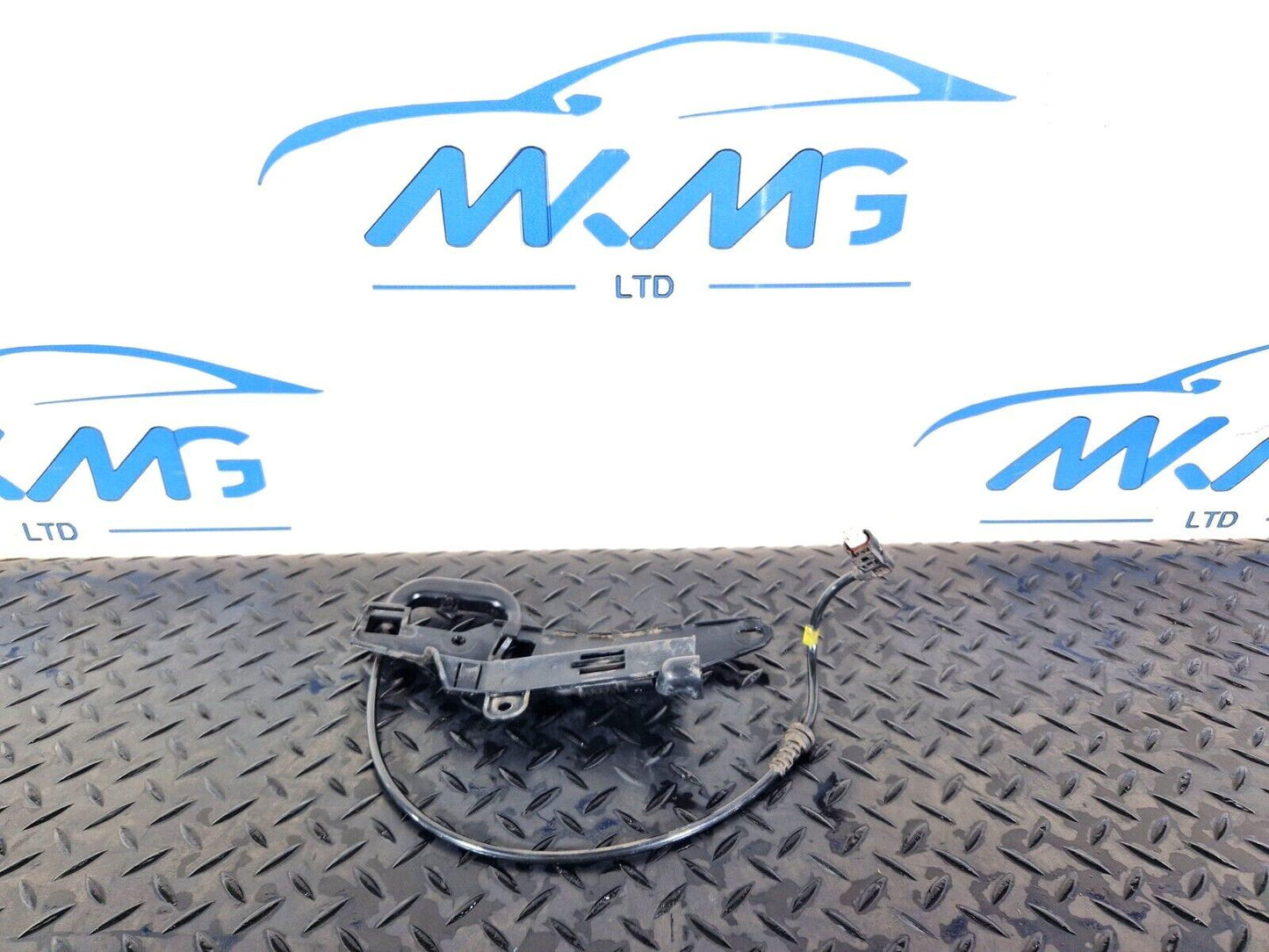 19-ON MERCEDES BENZ B CLASS W247 GENUINE FRONT LEFT ABS SPEED SENSOR A2475460300