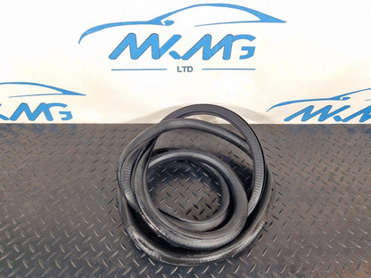 19-ON MERCEDES B CLASS W247 REAR DOOR RUBBER SEAL FITS LEFT & RIGHT A2476920400