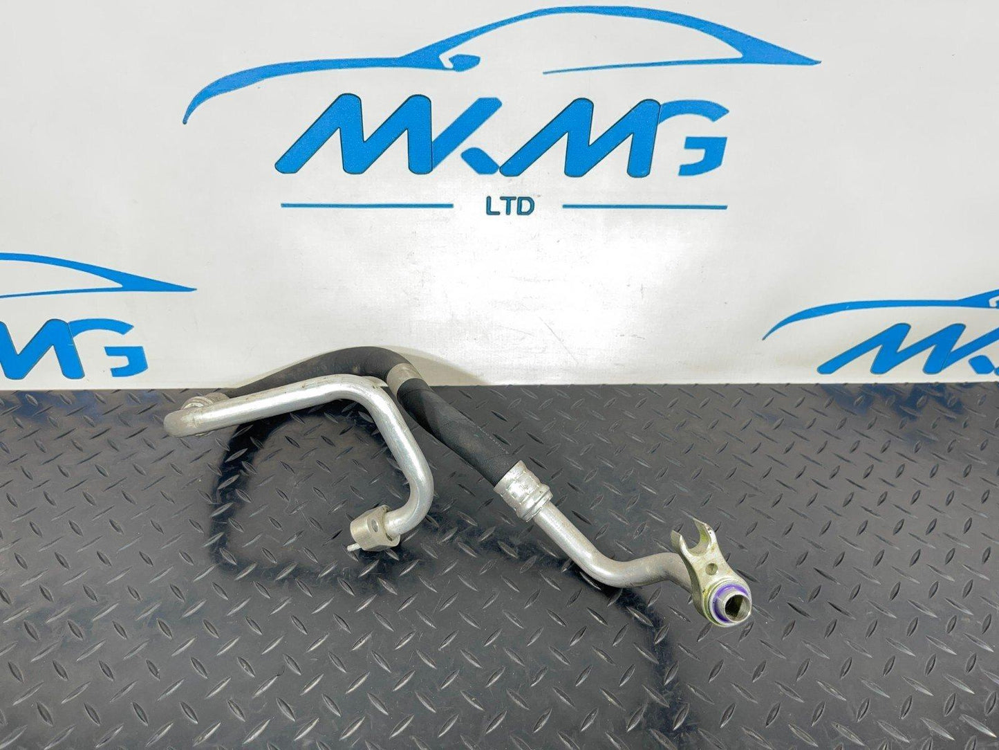 14-21 MERCEDES BENZ C300h W205 AIR CONDITION PIPE HOSE A2058306801