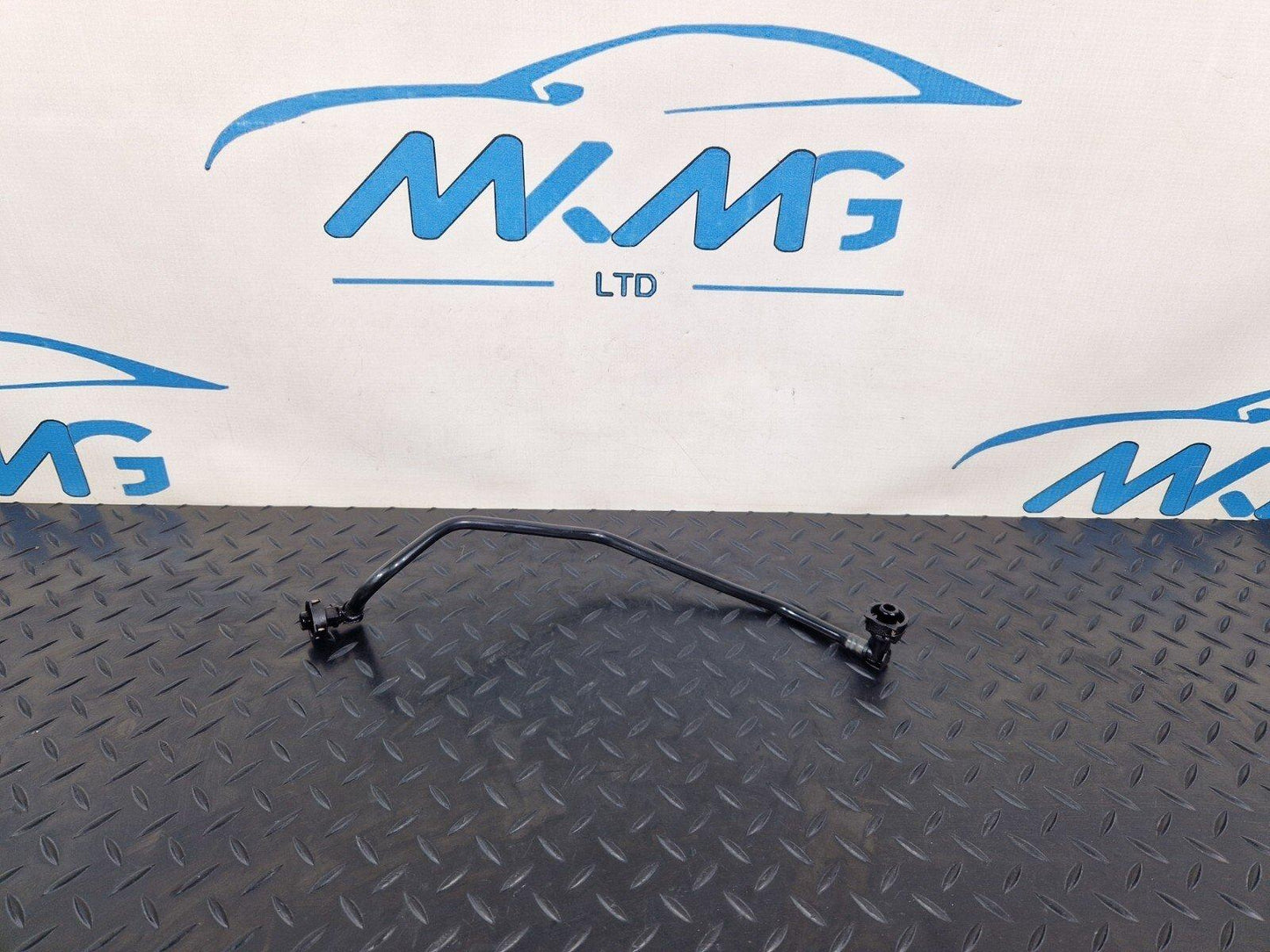 16-19 AUDI A4 B9 GENUINE OEM BREATHER VACUUM PIPE 8W0121081AK