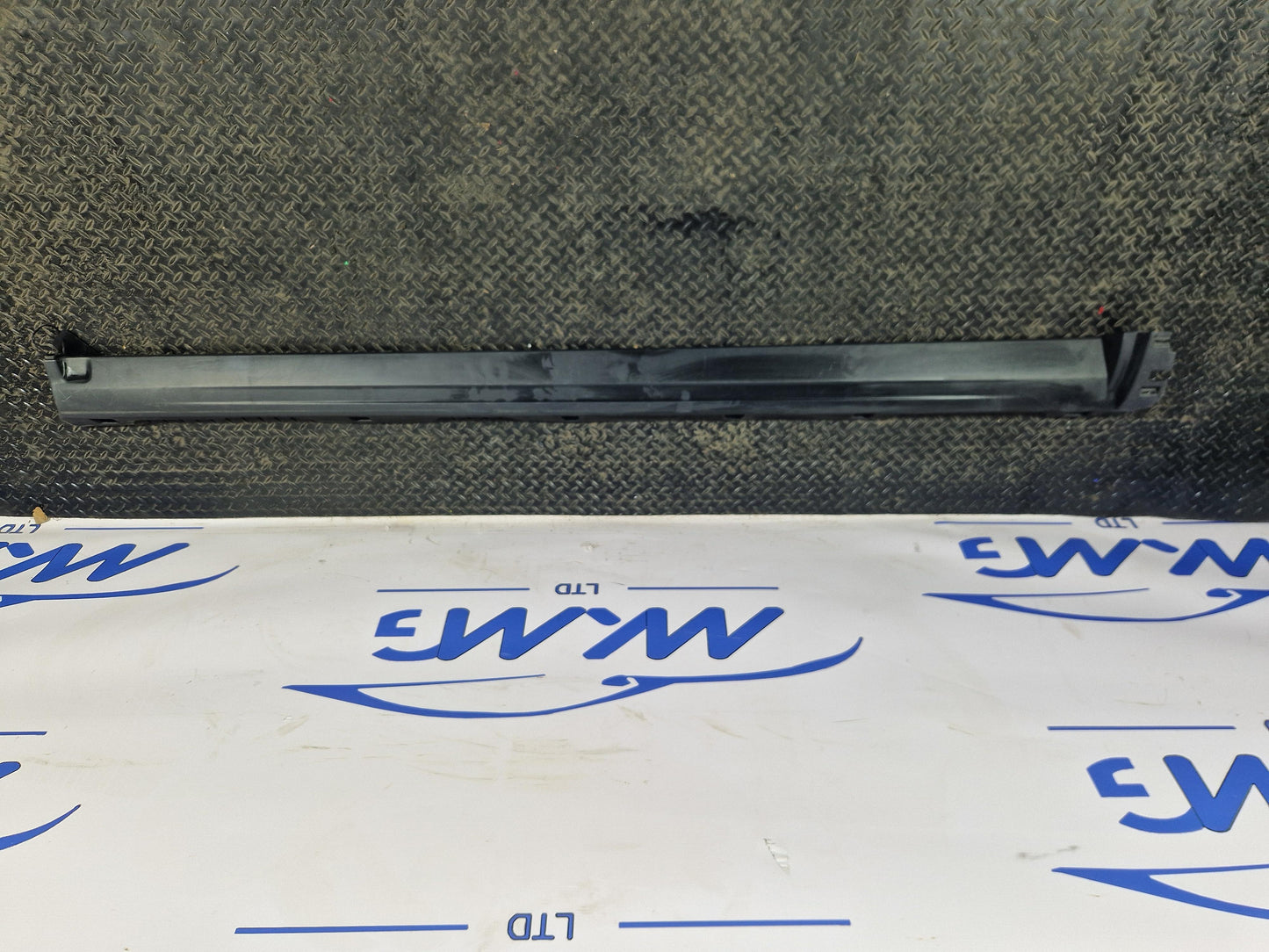 Land Rover Discovery Sport Side Skirt Sill Right Side Genuine FK7210154AD