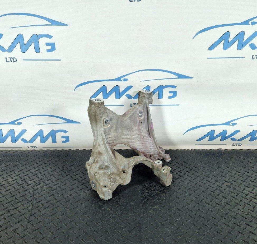 16-19 AUDI A4 B9 GENUINE FRONT LEFT N/S SIDE ENGINE MOUNT BRACKET 8W0399295E