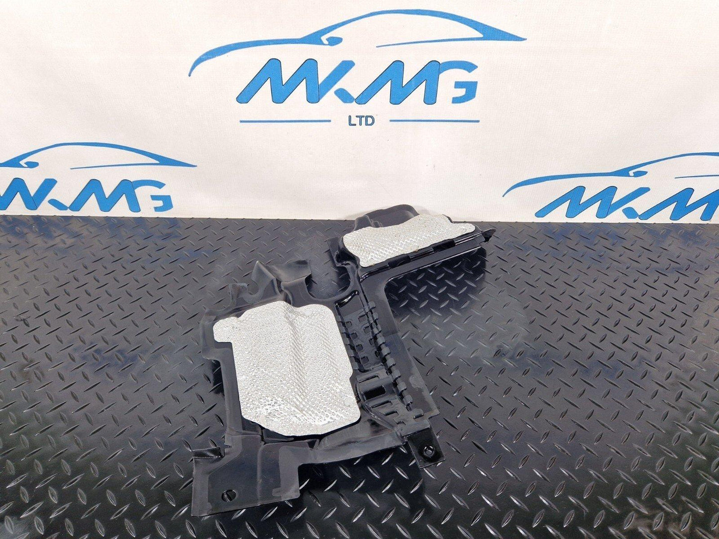 19-ON MERCEDES BENZ B CLASS W247 ENGINE BAY LEFT UPPER PARTITION A1776206300