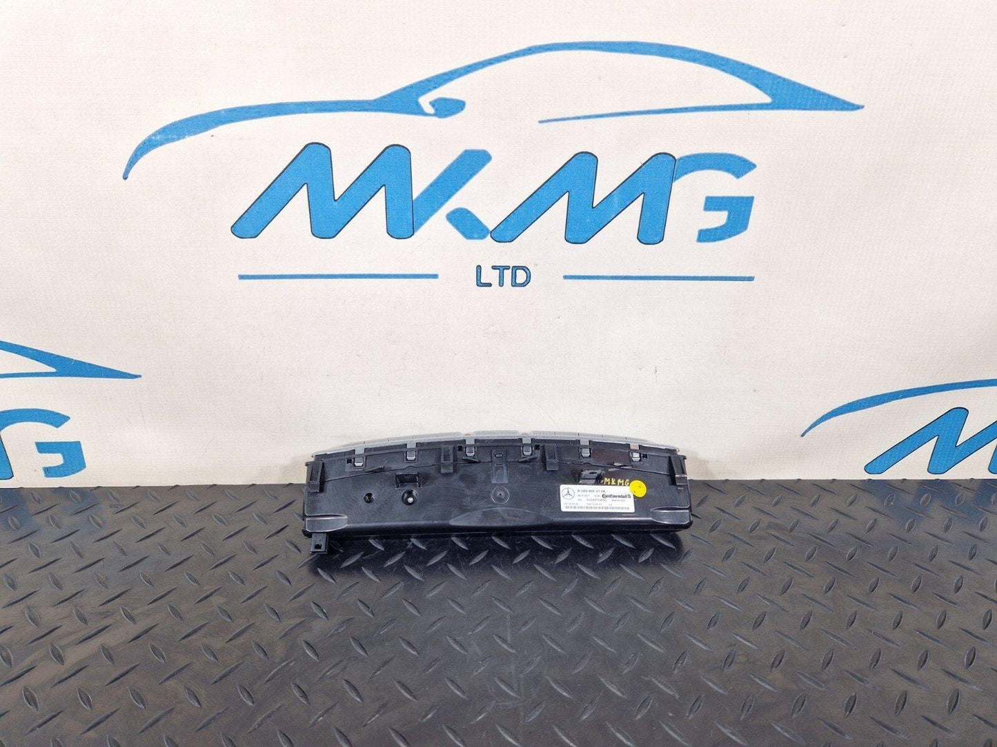 14-21 MERCEDES BENZ W205 OEM A/C HEATER CLIMATE CONTROL SWITCH PANEL A2059054706