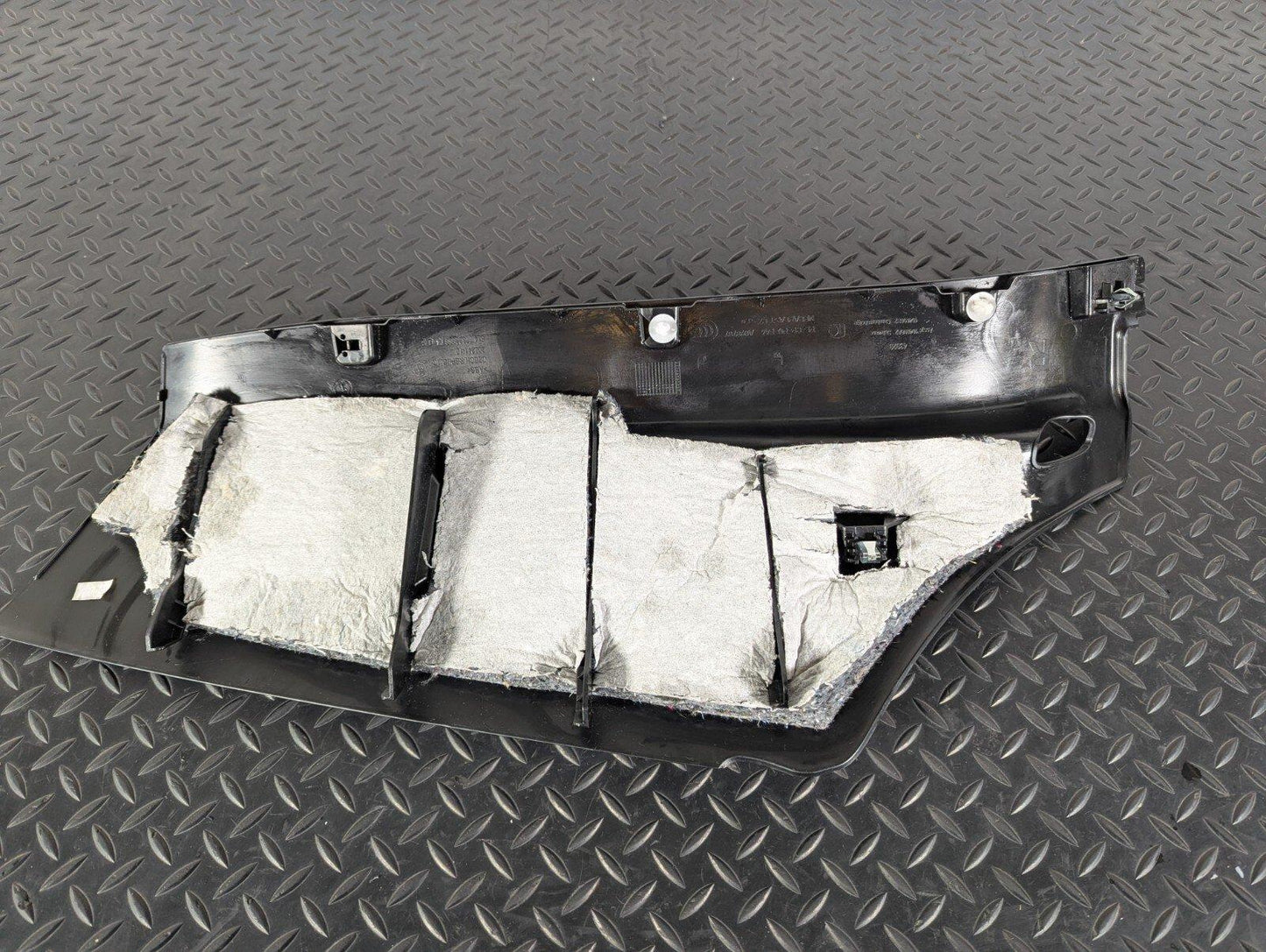 14-21 BMW 2 SERIES 218d GRAN TOURER F46 REAR RIGHT C-PILLAR TRIM COVER 7323666