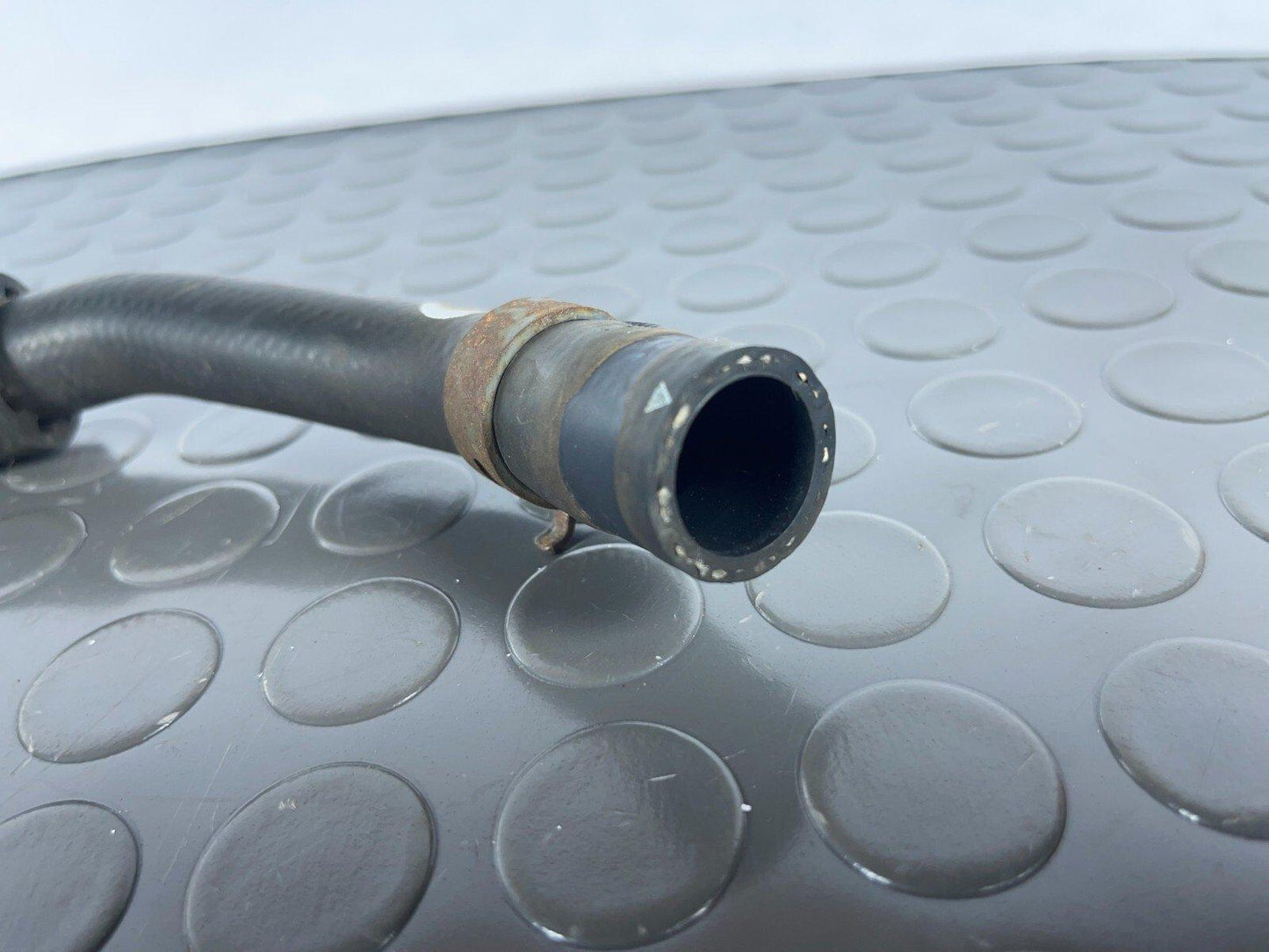 16-19 AUDI A4 B9 GENUINE WATER COOLANT PIPE HOSE 8W2819372C