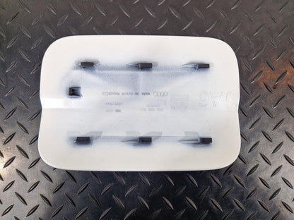 12-18 AUDI A6 C7 FUEL FILLER FLAP COVER LID IN WHITE LY9C 4G0809907