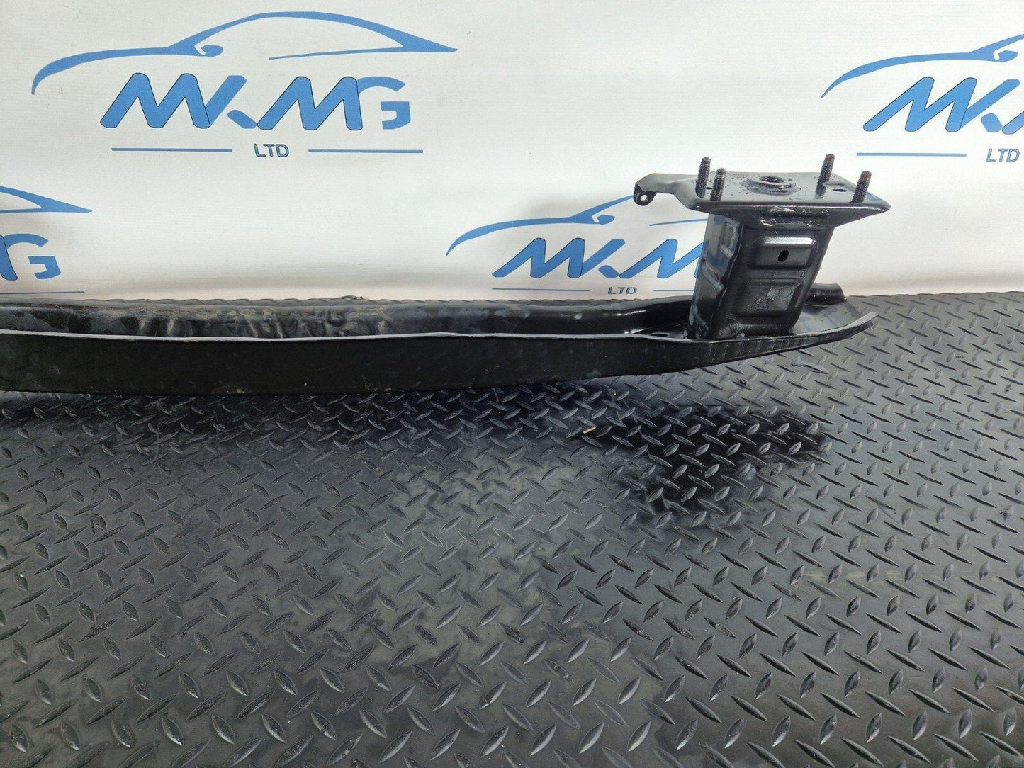 14-21 MERCEDES BENZ C300h W205 OEM REAR ENFORCEMENT BAR A2056100414