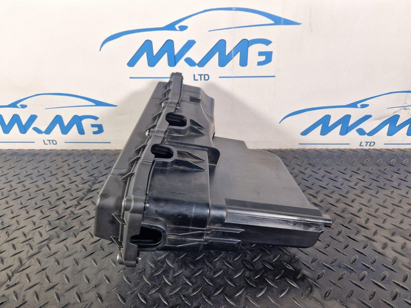 12-18 BMW 4 SERIES F36 M-SPORT ECU COMPUTER BOX HOUSING COVER PROTECTION 8509916