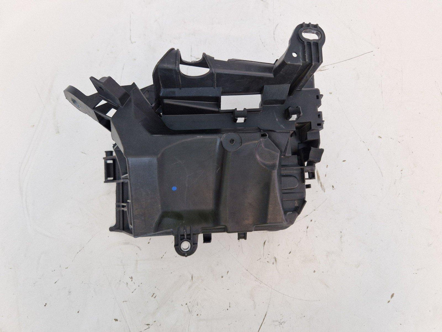 2014 MERCEDES-BENZ C117 W176 FUSE BOX A2465400024