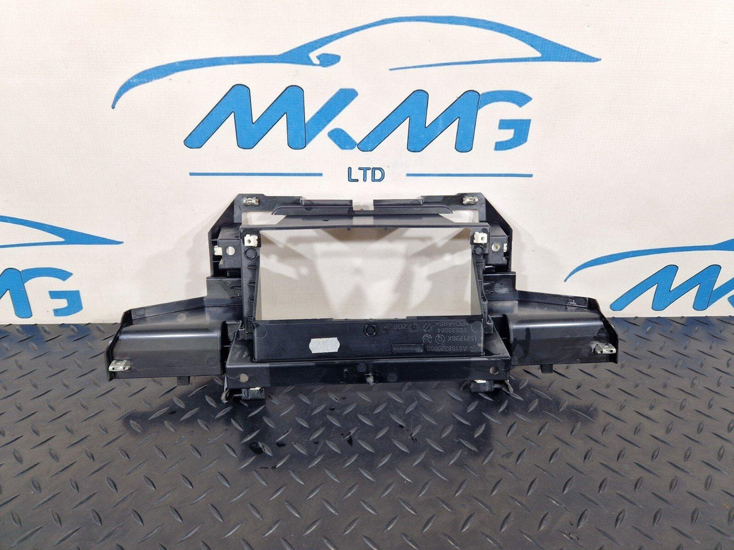 2018-ON MERCEDES BENZ SPRINTER W907 W910 RADIO FRAME MERCEDES A9108270600