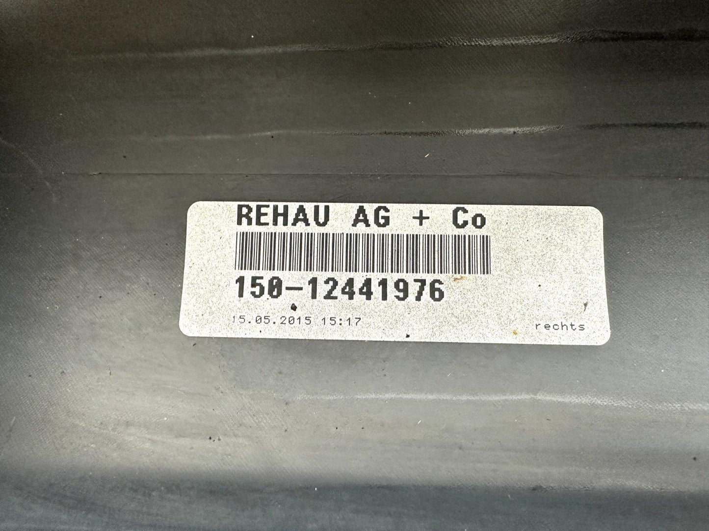 14-21 MERCEDES BENZ C300 W205 GENUINE RIGHT SIDE SKIRT IN BLACK A2056900240